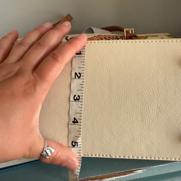 Spartina 449 High Ebb Avery Tote - Picture 9 of 9